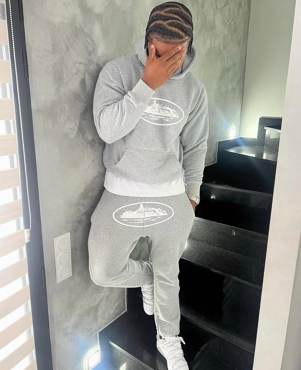 Corteiz Rules The World Crtz Hoodie Grey