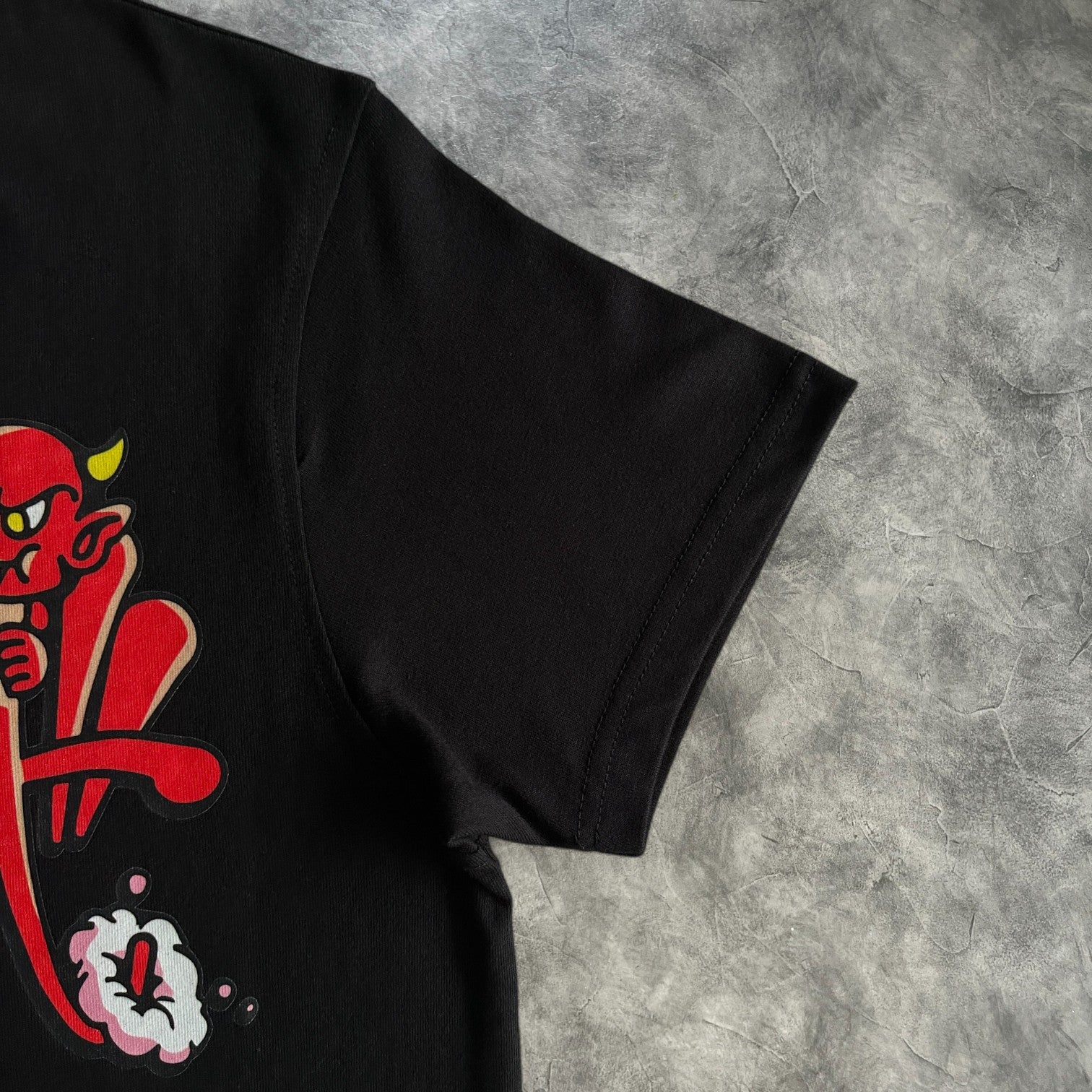 Syna Red Devil T-Shirt Black