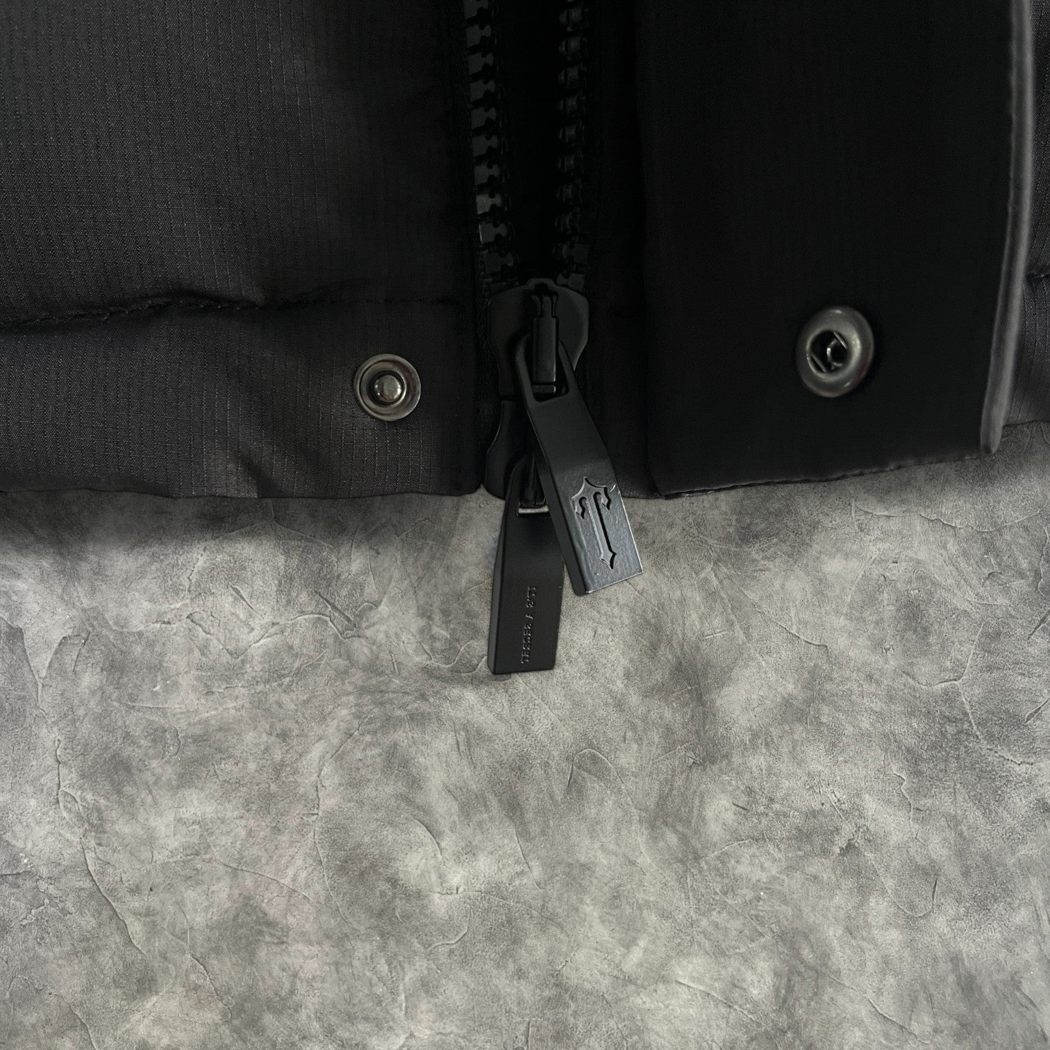 Trapstar Decoded Hooded Puffer Blackout Edition