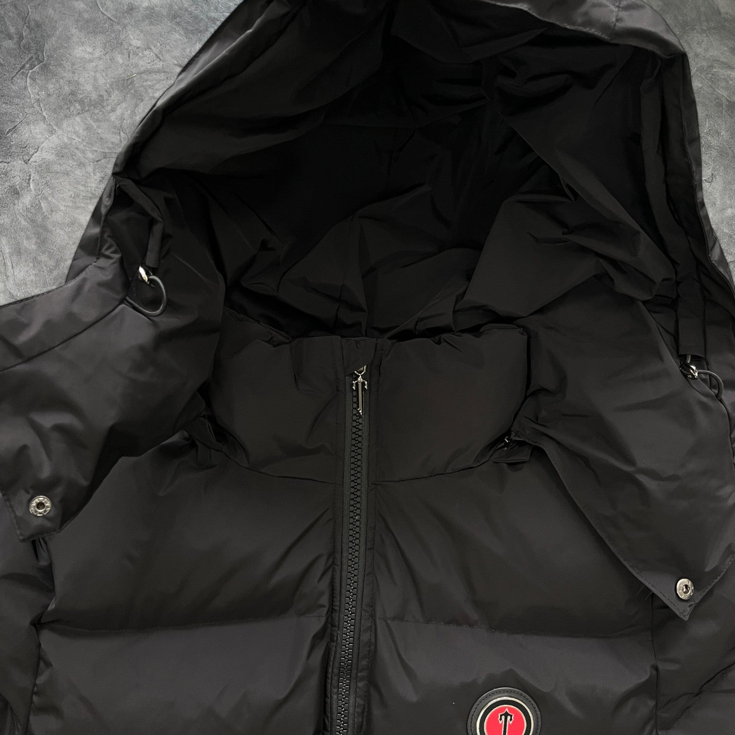 Trapstar Detachable Hooded Puffer Black/Red