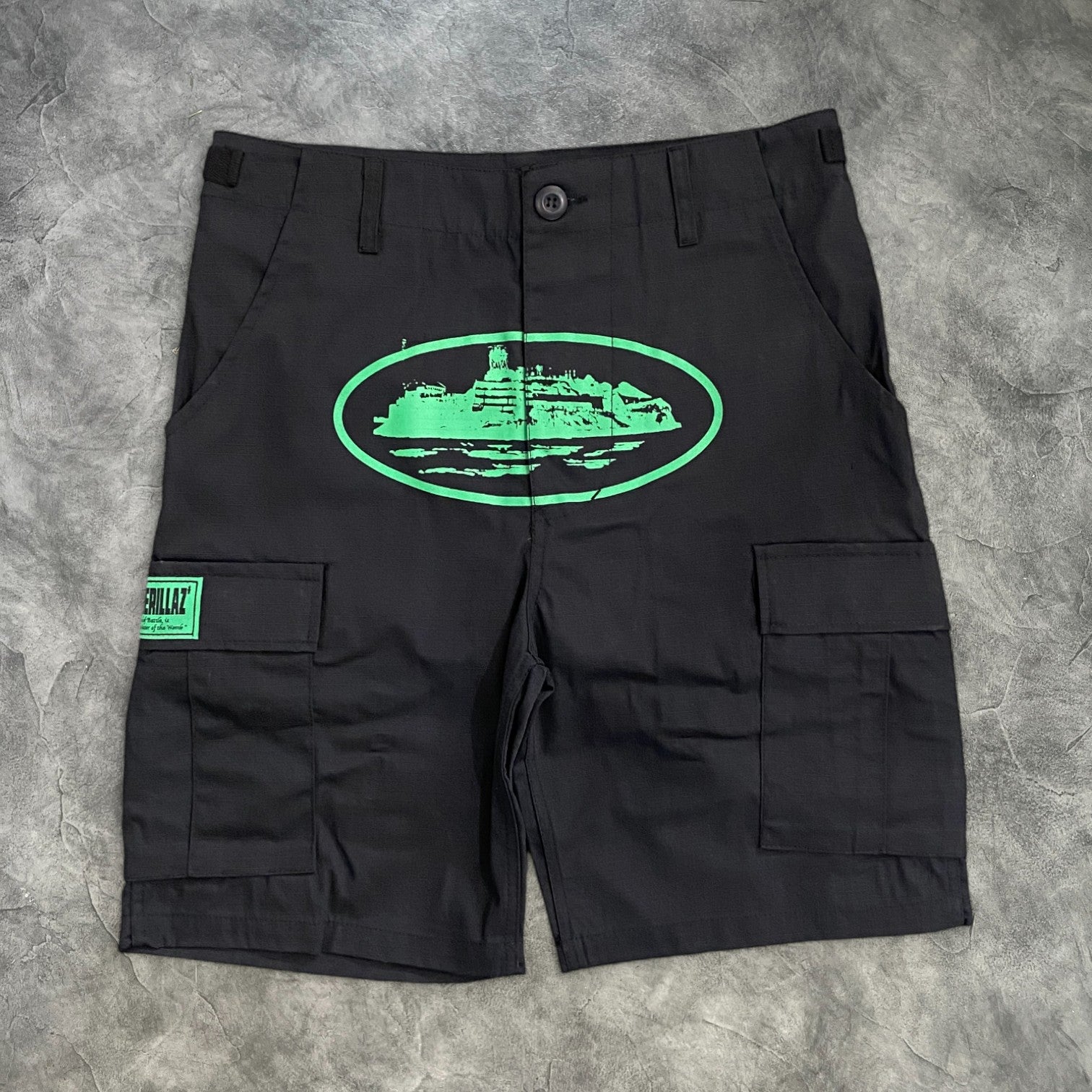 Corteiz Guerilla Cargo Shorts Black/Green