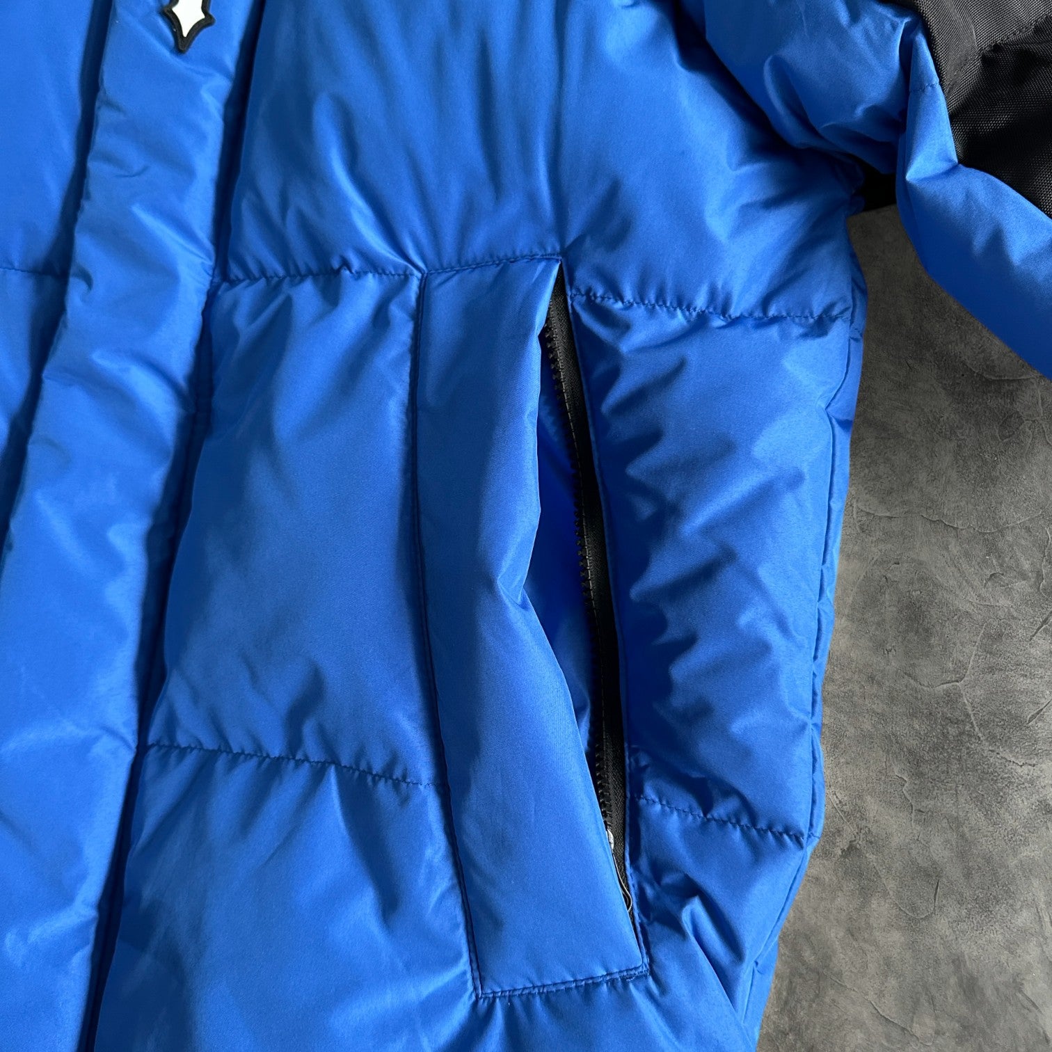 Trapstar Arch Decoded Puffer Blue/Black