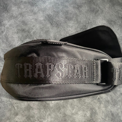 Trapstar Irongate Cross Body T Bag Black/Reflective