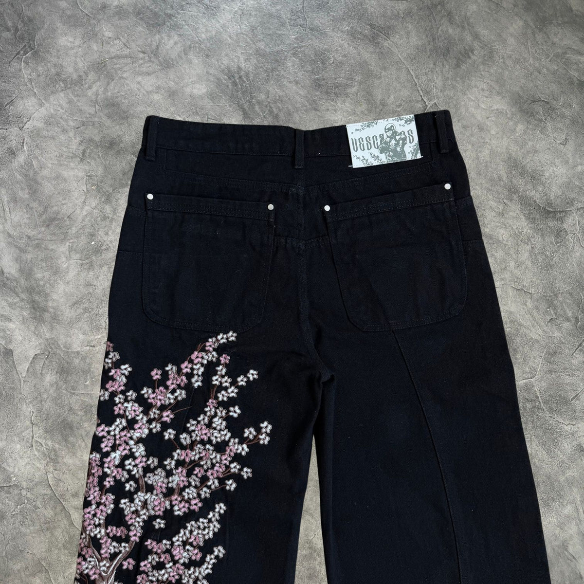 Vescartes Sakura Knight Jeans Black