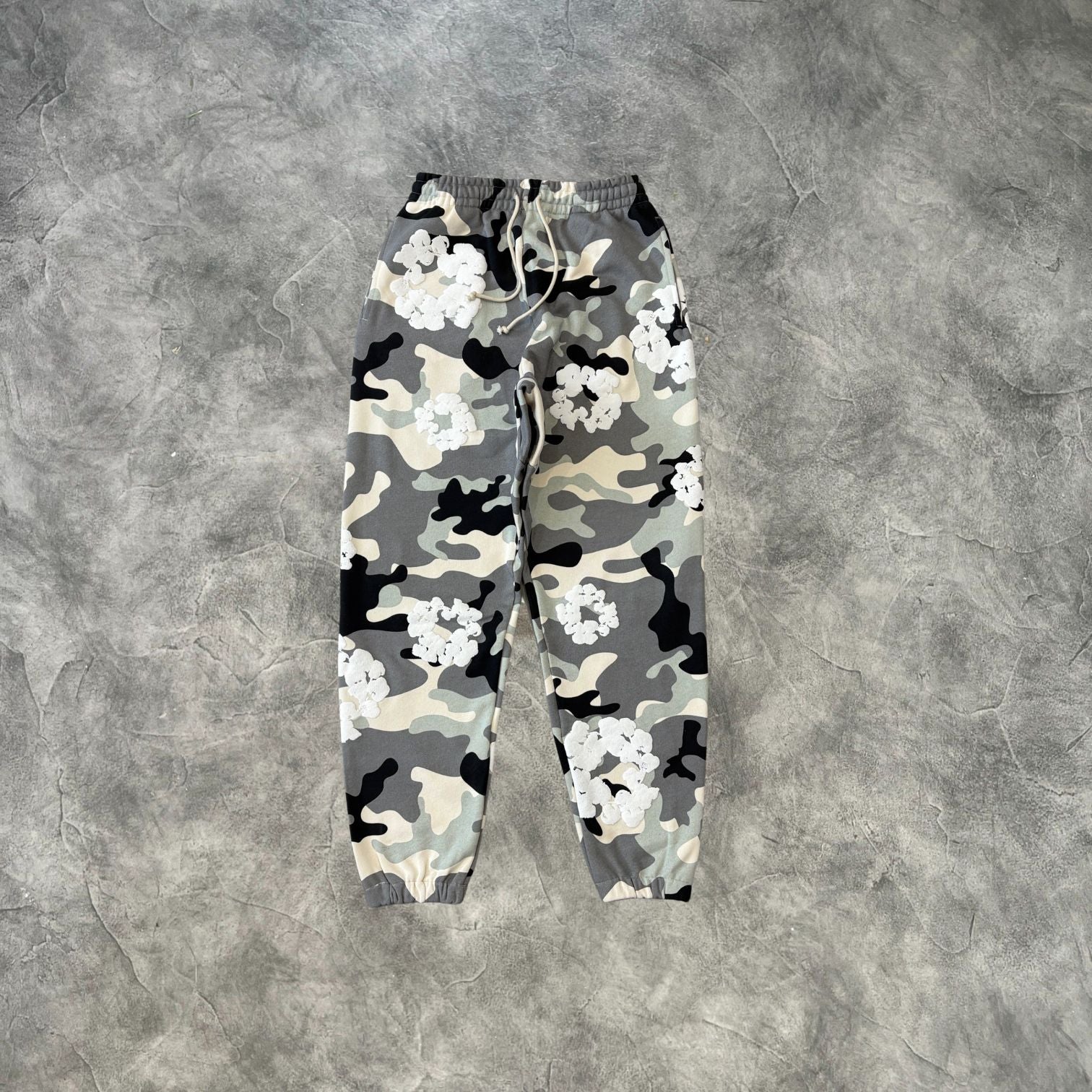 Denim Tears Kapok Flower Camouflage Zip-Up Sweatpants Snowflake