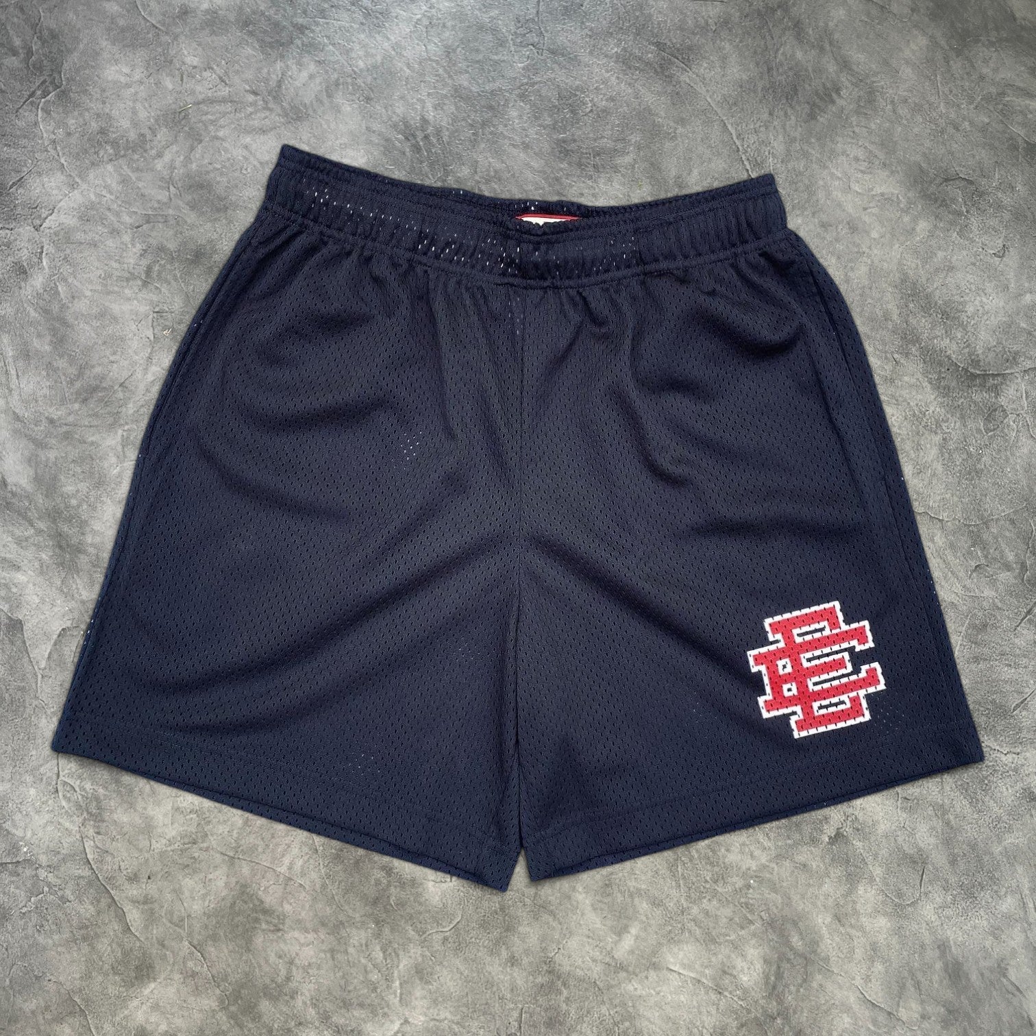 Eric Emanuel Basic Shorts Black/Red