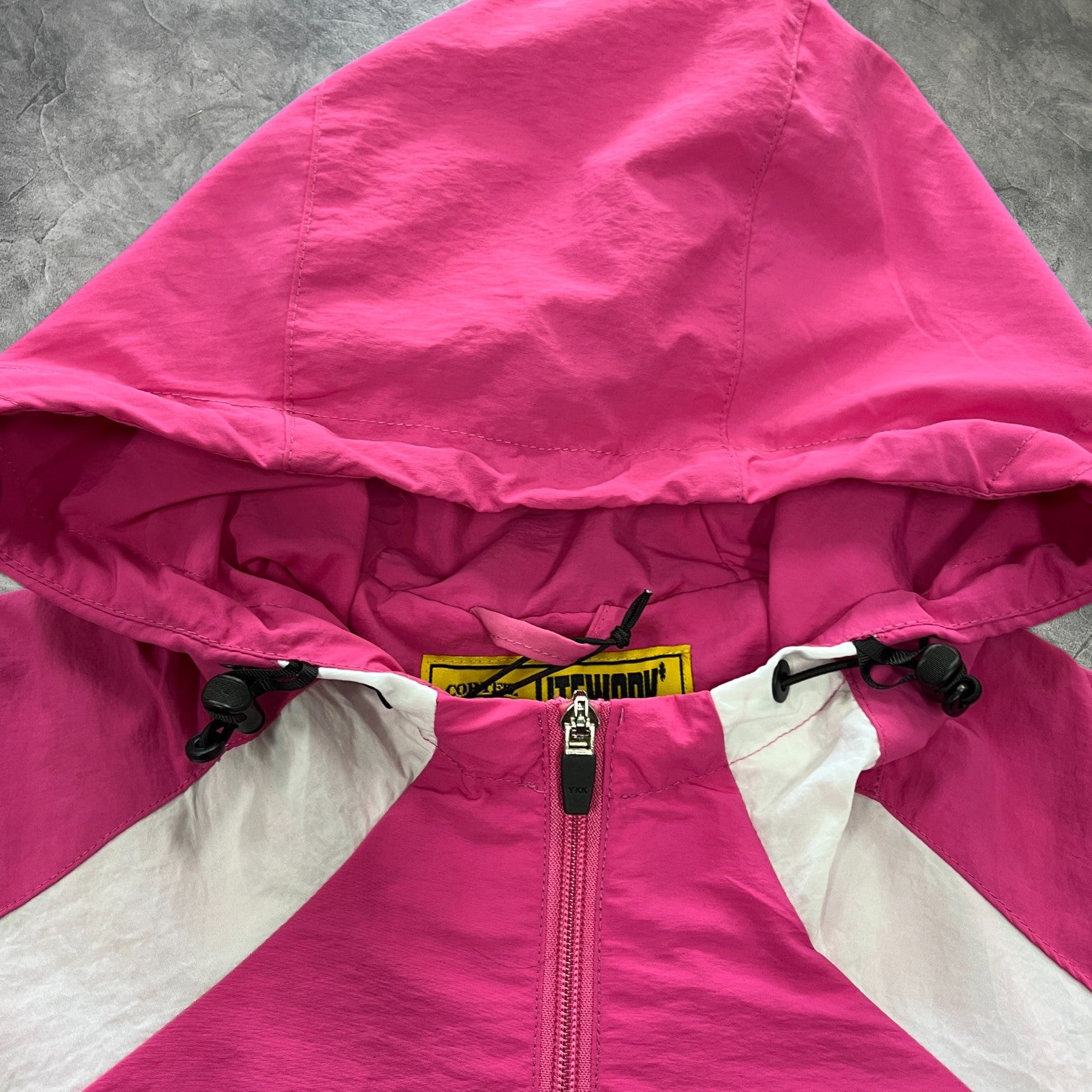 Corteiz Alcatraz Windbreaker Pink/White