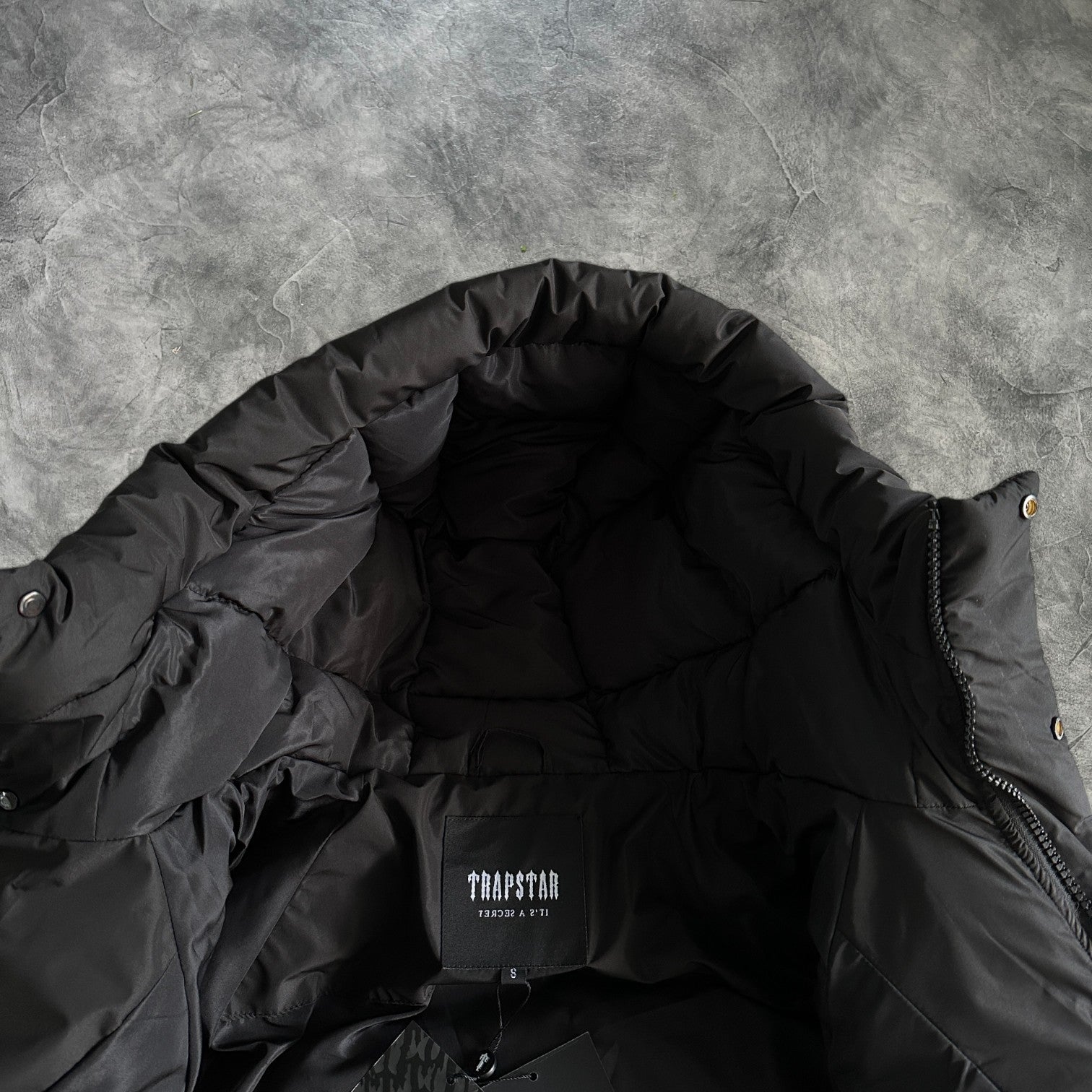 Trapstar Arch Decoded Puffer Black