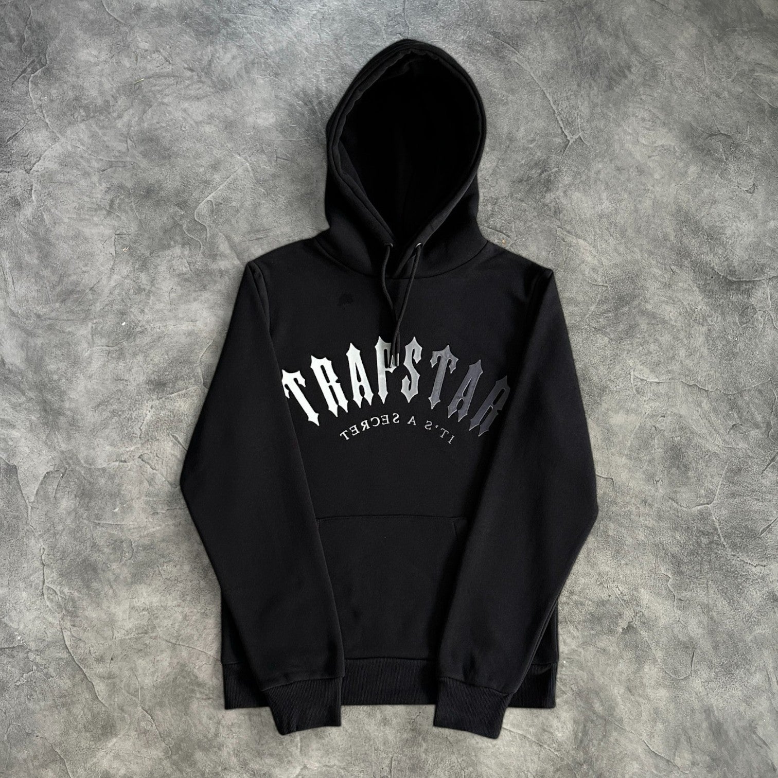 Trapstar Arch Chenille Tracksuit Black/Gradient