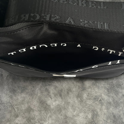 Trapstar Its A Secret T Bag Black/White