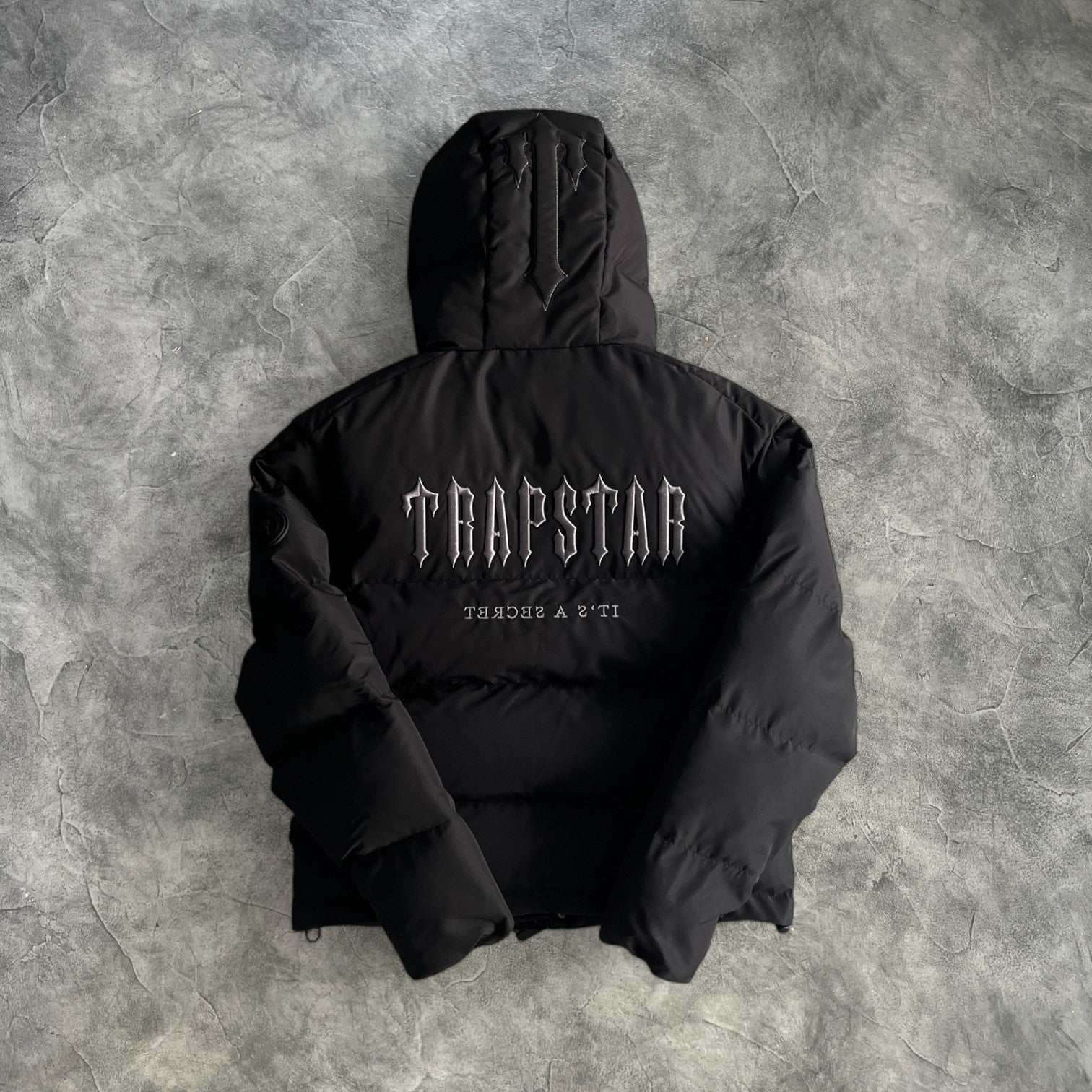 Trapstar Decoded Hooded Puffer Blackout Edition