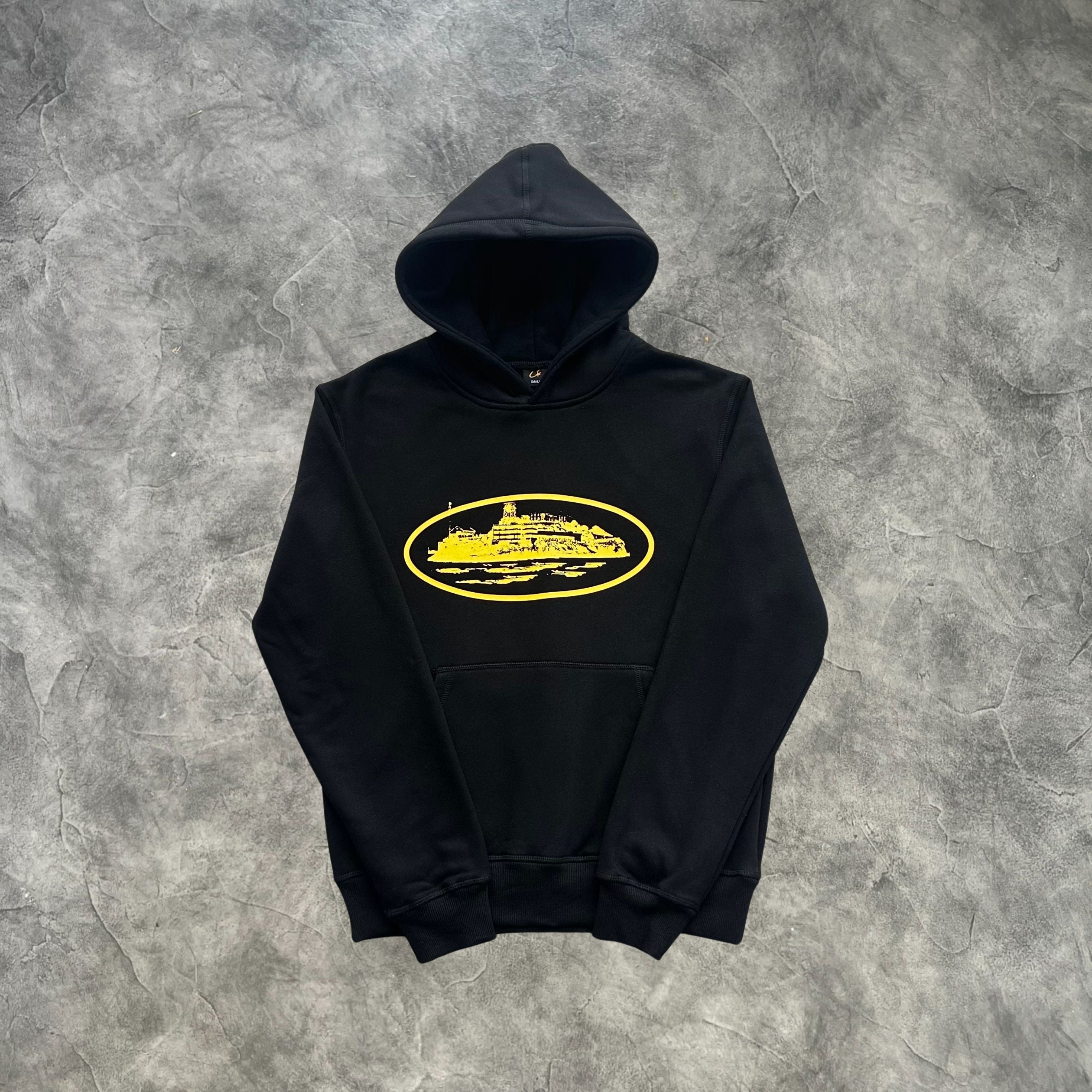 Corteiz Alcatraz Hoodie Black/Yellow