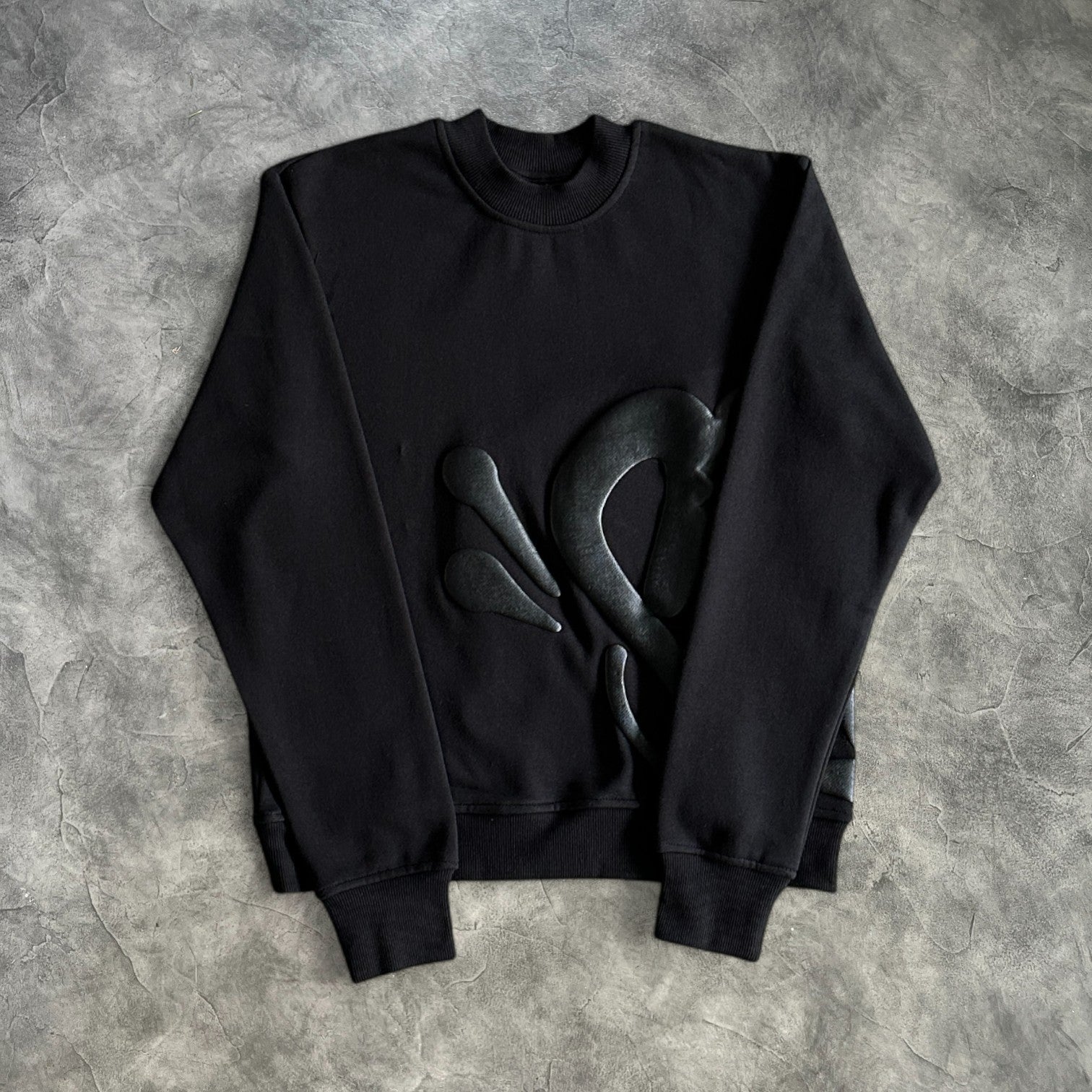 Syna Crew Neck Suit Black