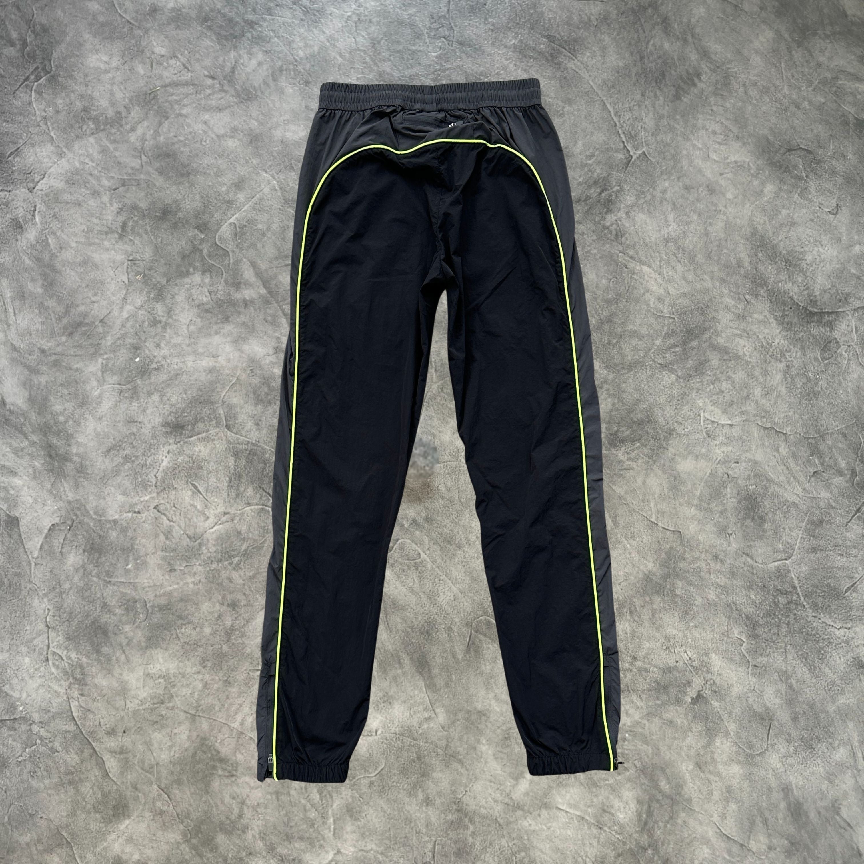 Syna Team Pipe Tracksuit Black/Green