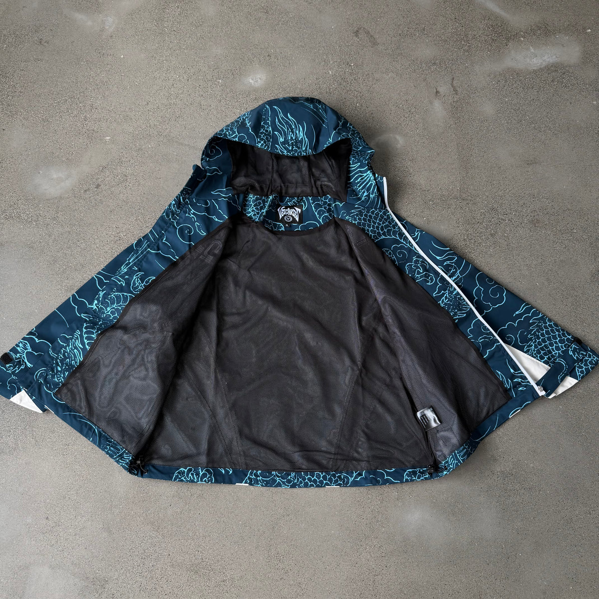 Vescartes Dragon Print Windbreaker Green