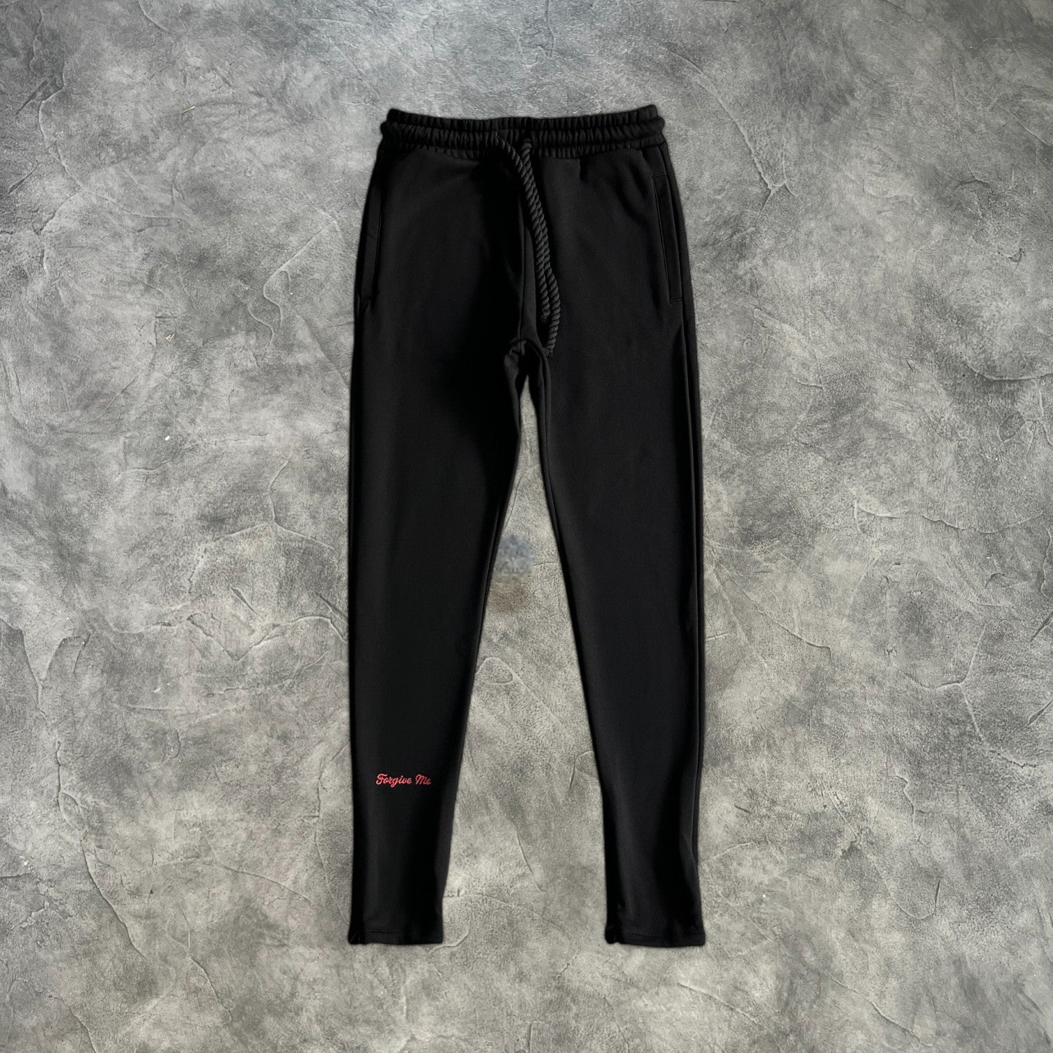 Syna Linen Tracksuit Black/Red