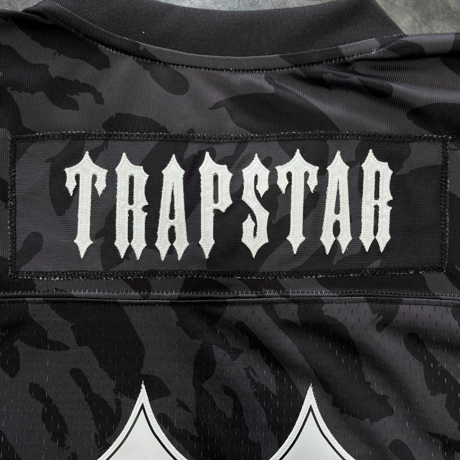 Trapstar V-Neck Football Jersey Black