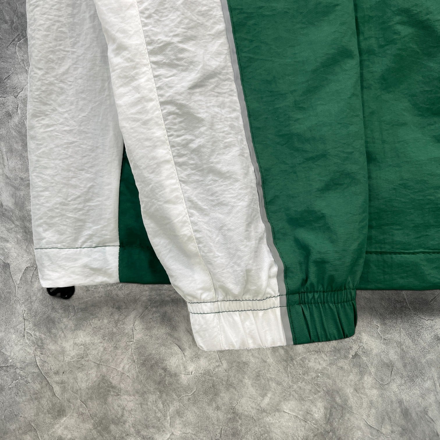 Corteiz Alcatraz Windbreaker Green/White