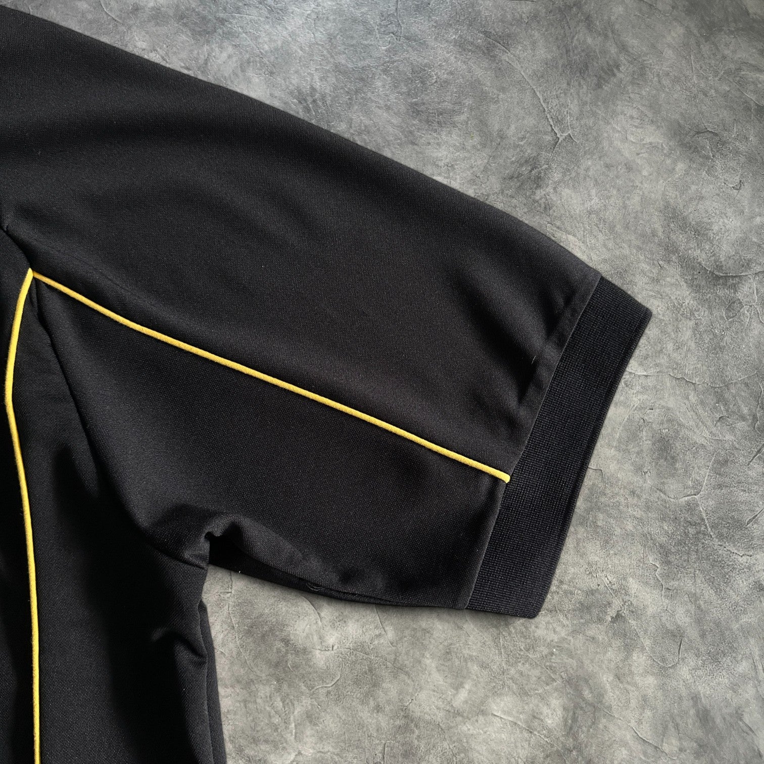 Corteiz Talismo Football Jersey Black/Yellow