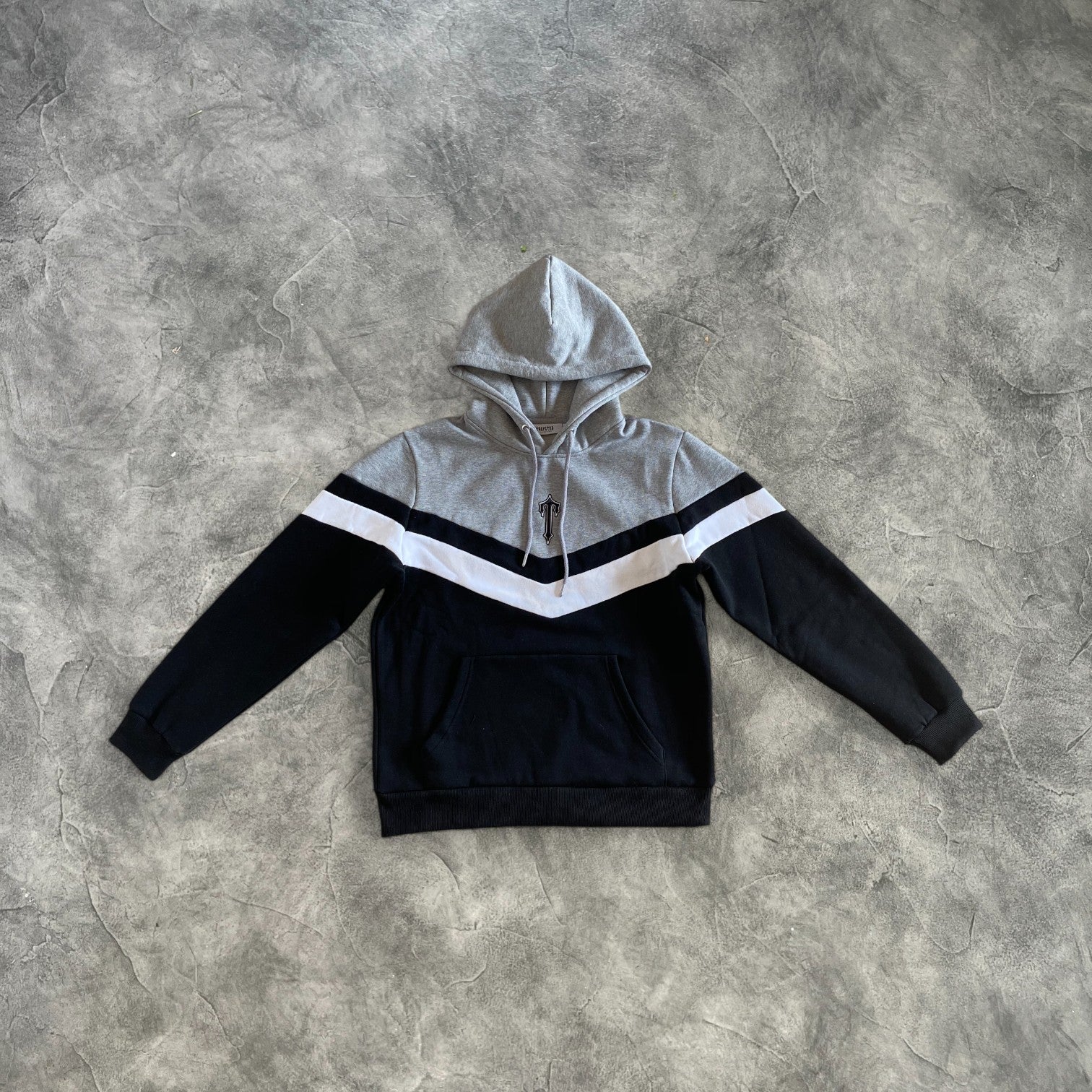 Trapstar V-Stripe Hooded Tracksuit Black/Grey