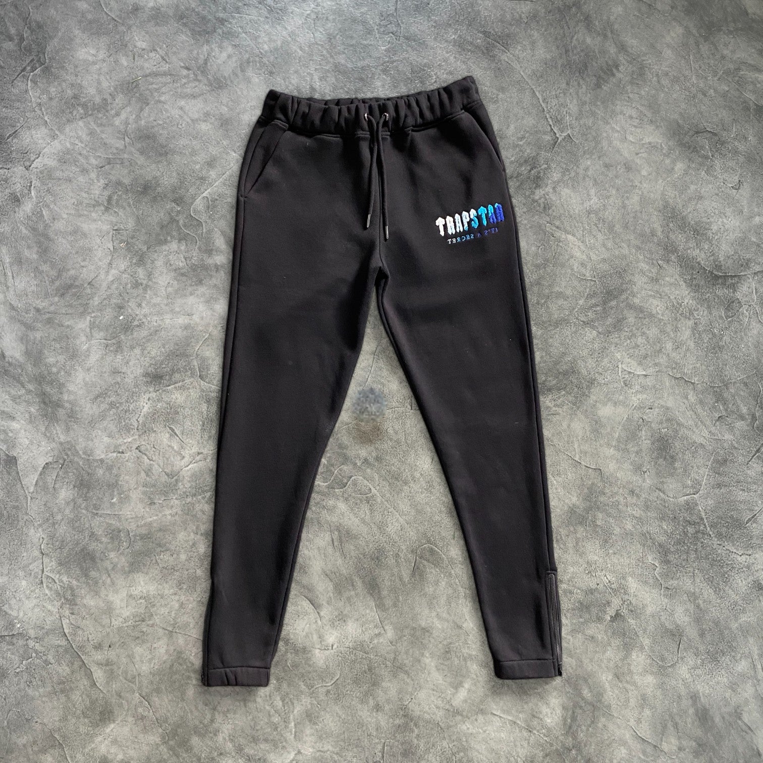 Trapstar Chenille 2.0 Ice Flavour Tracksuit Black/Blue