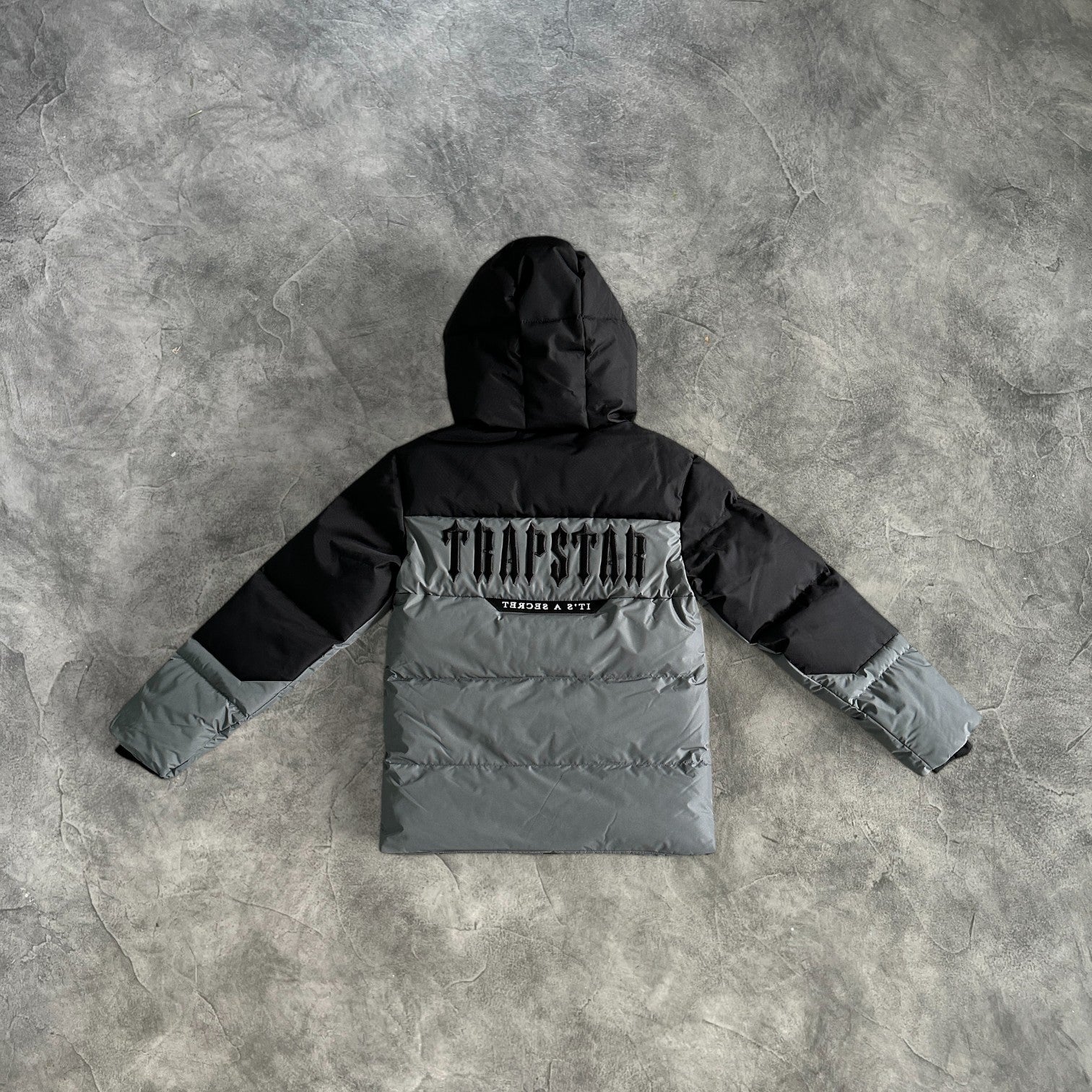 Trapstar Arch Decoded Puffer Grey/Black