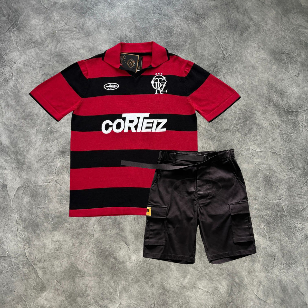 Corteiz Midnight Striker Cargo Vaulted Set Red/Black