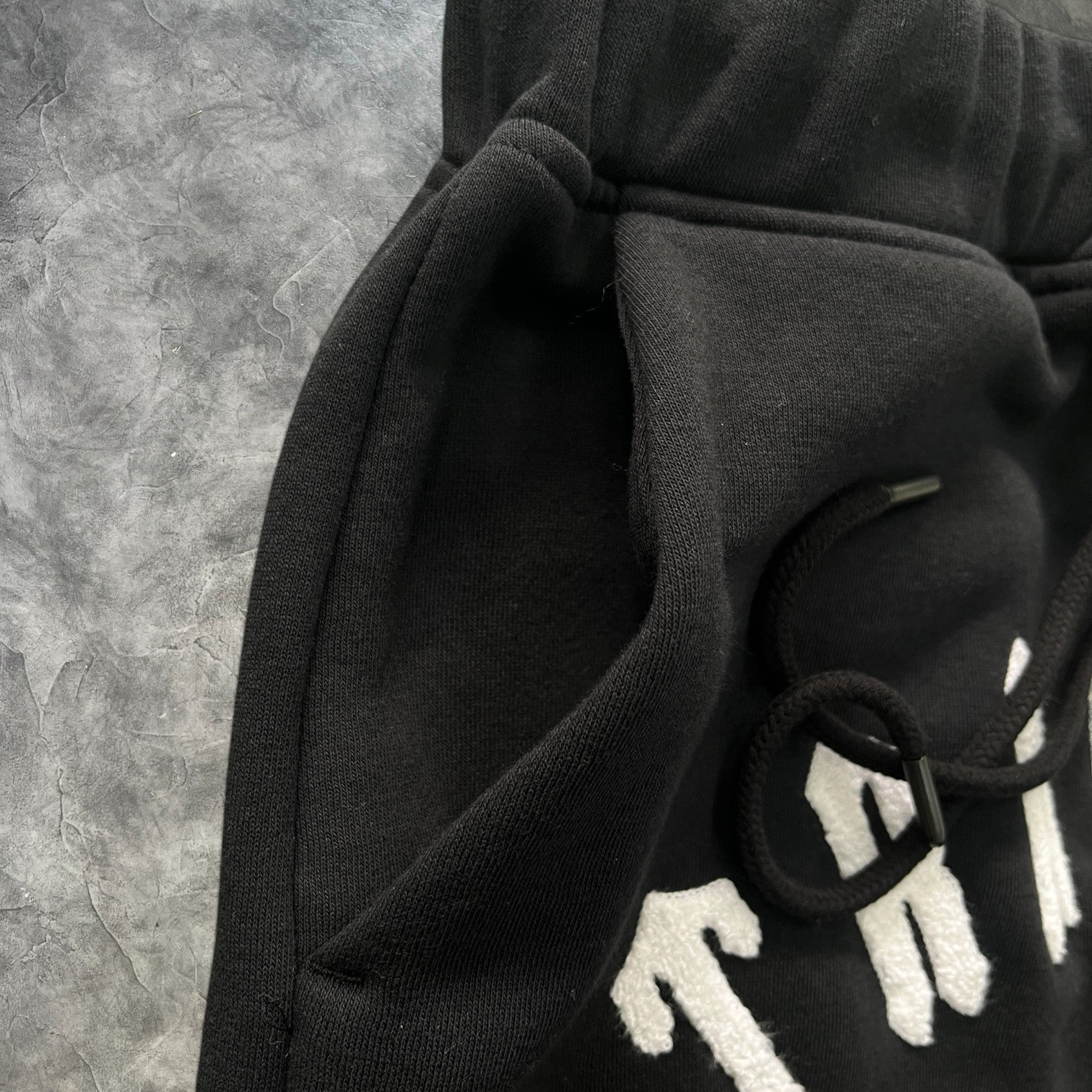 Trapstar Split Arch Hooded Tracksuit Black Edition