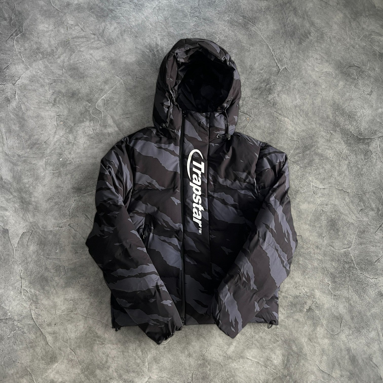 Trapstar Hyperdrive Technical Puffer Black/Tiger Camo