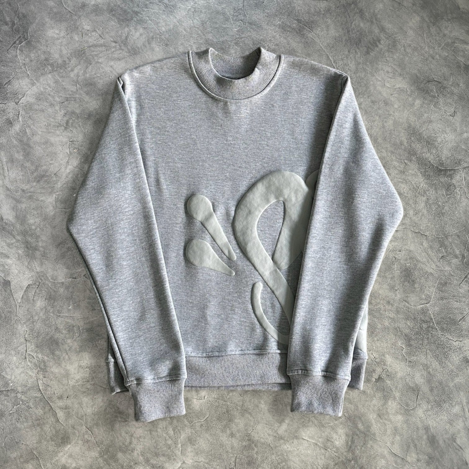 Syna Crew Neck Suit Grey