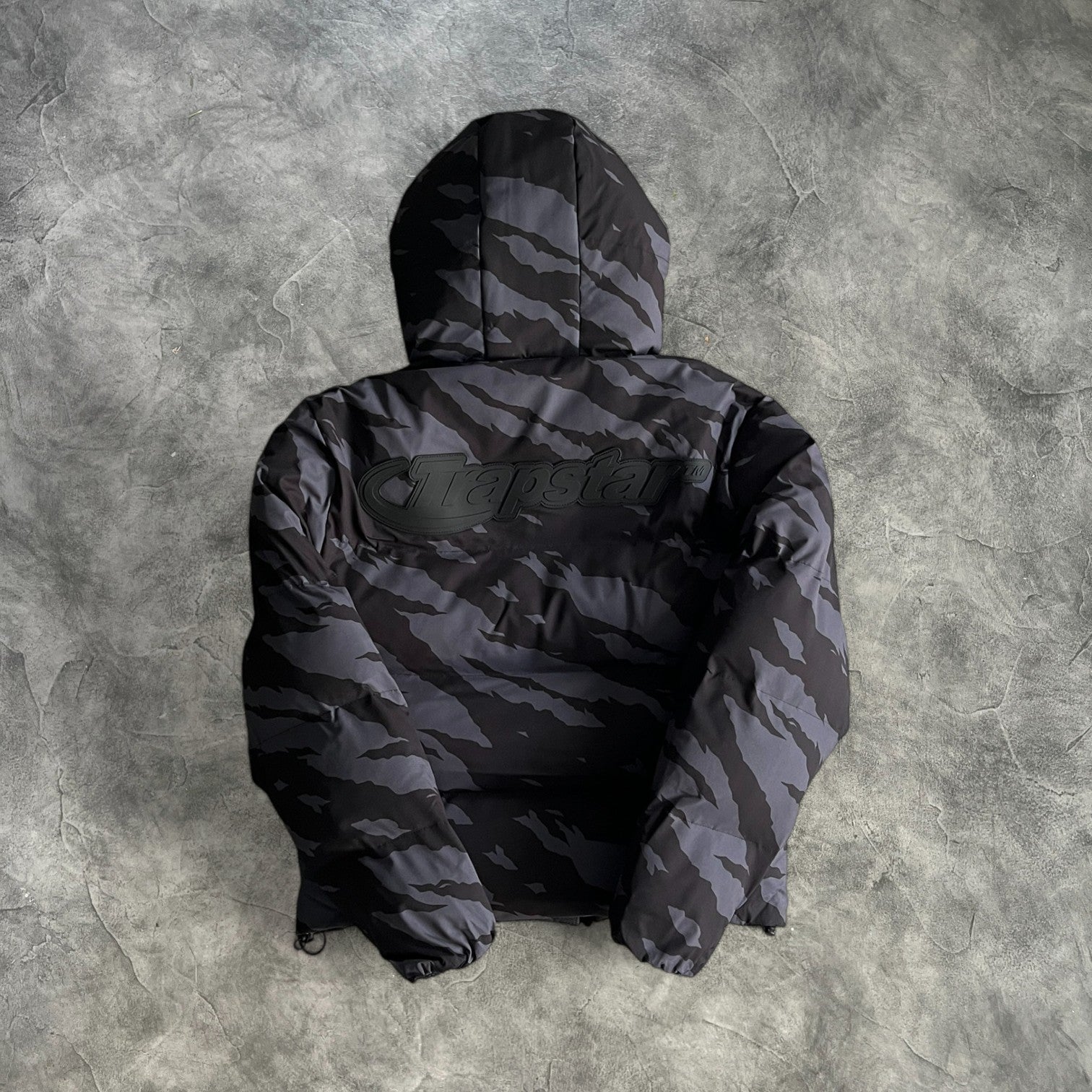 Trapstar Hyperdrive Technical Puffer Black/Tiger Camo