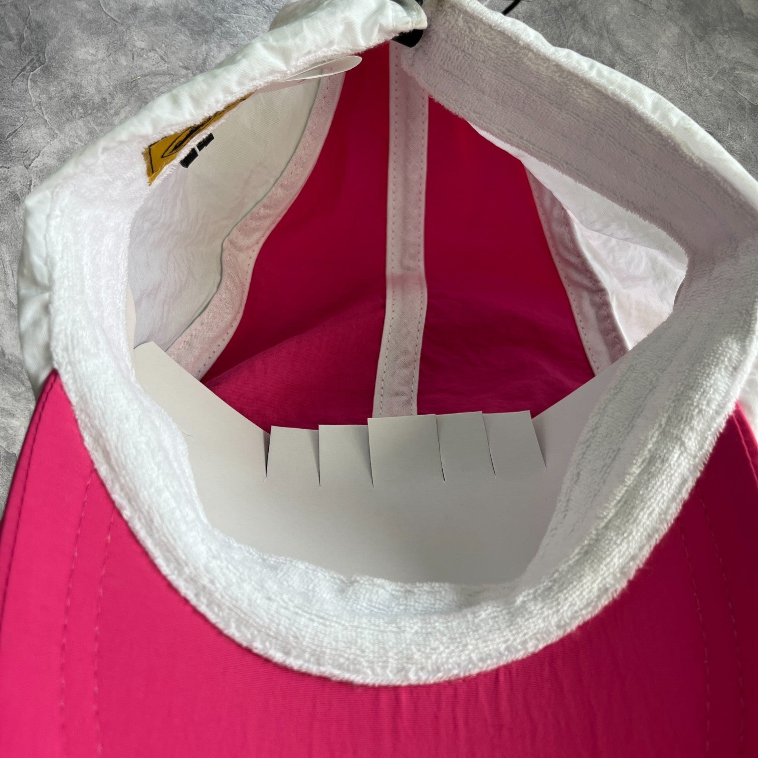 Corteiz Drawstring Hat Pink/White