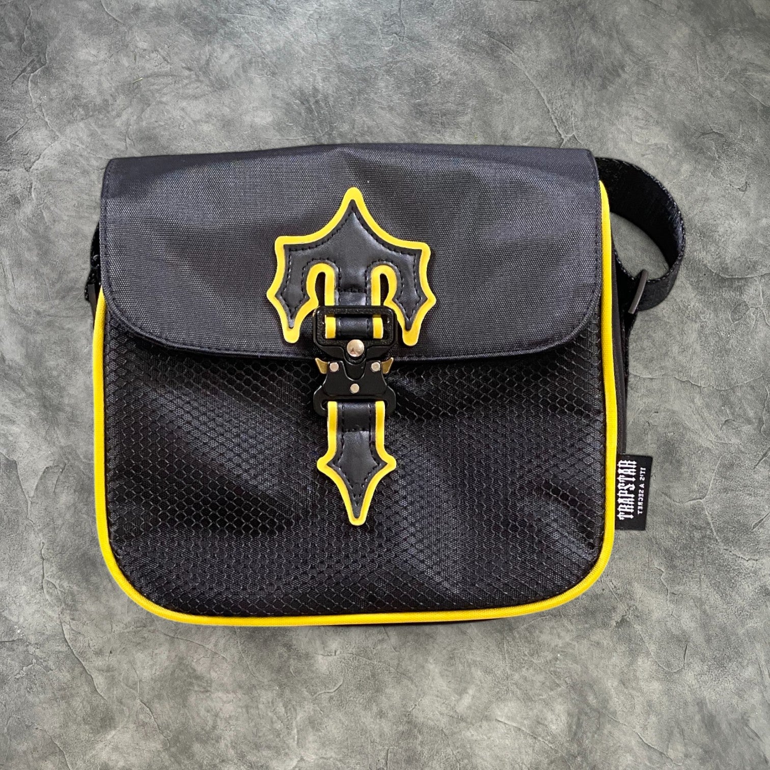 Trapstar Irongate Cross Body T Bag Black/Yellow