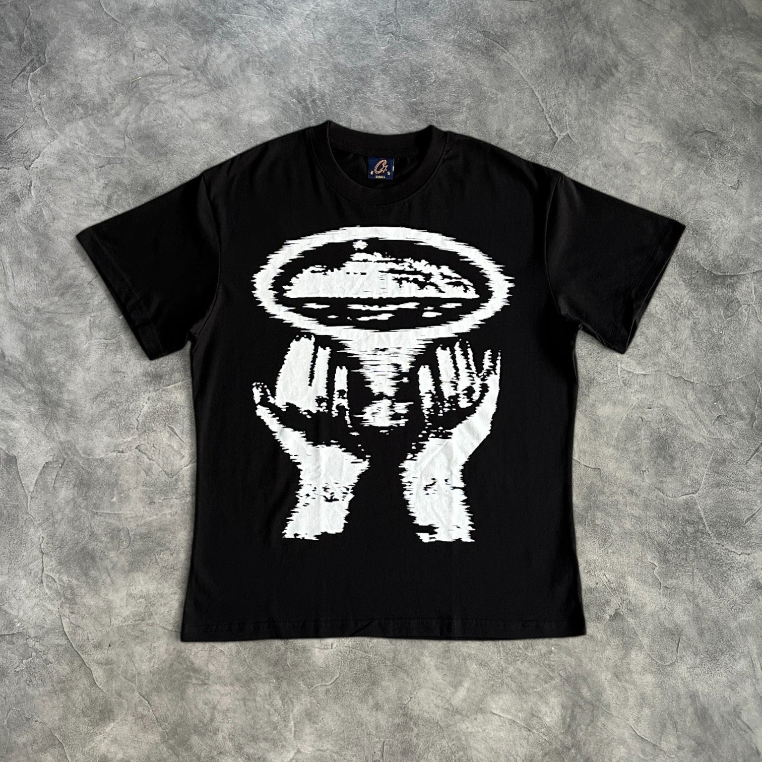 Corteiz Alcatraz Printed Hands T-shirt Black/White