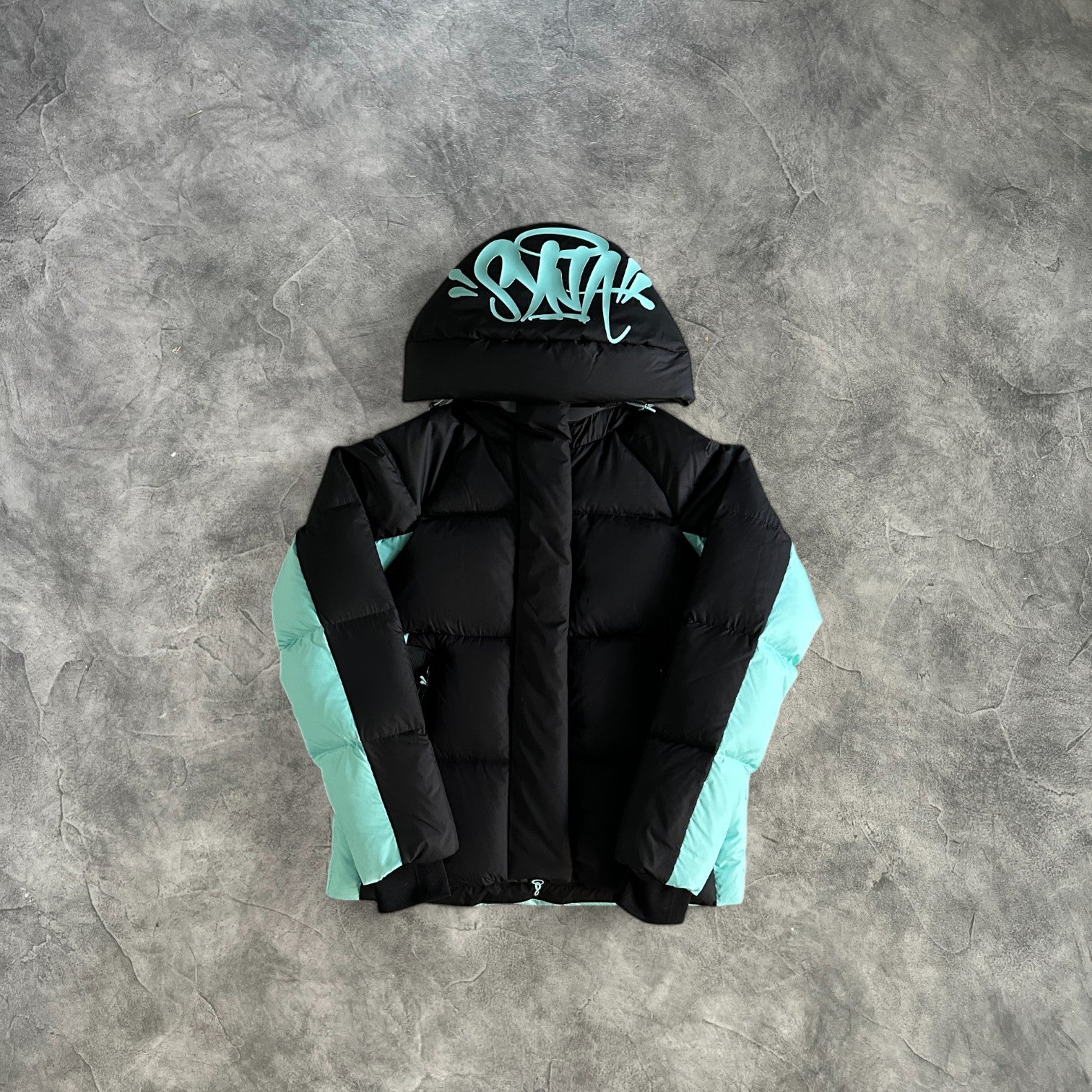 Syna Hooded Puffer Black/Blue