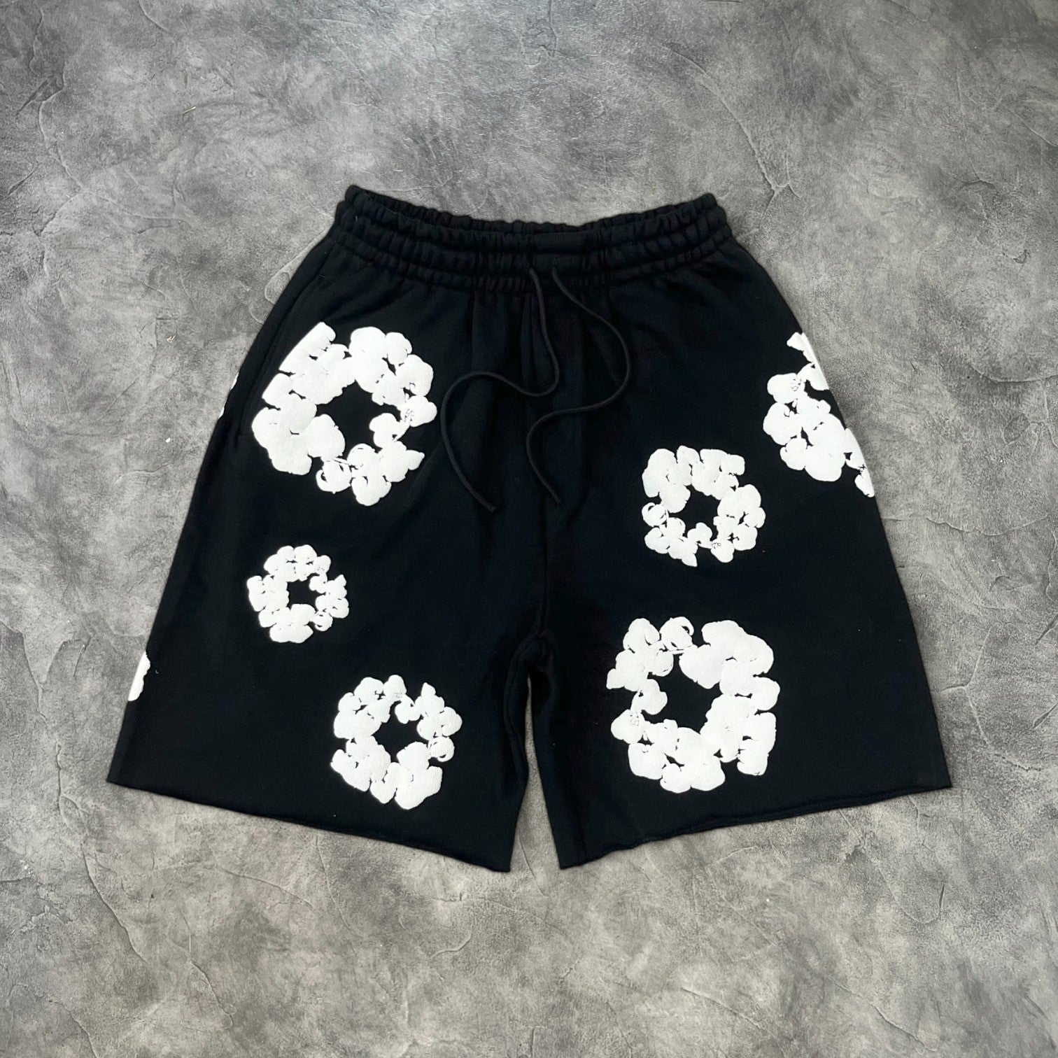 Denim Tears The Cotton Wreath Sweatshorts Black