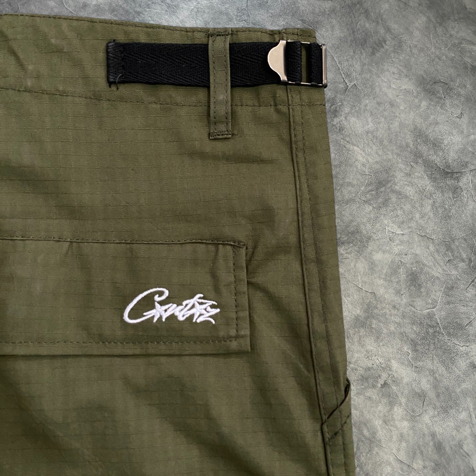 Corteiz Guerilla Cargo Shorts Army Green