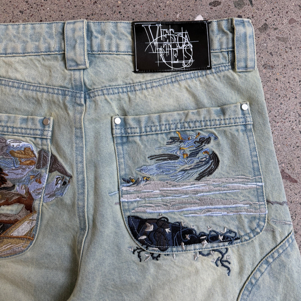 Vescartes Fallen Angel Jeans Washed Blue