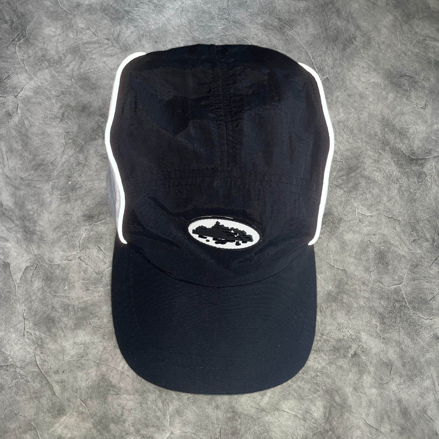 Corteiz Drawstring Hat Black/White