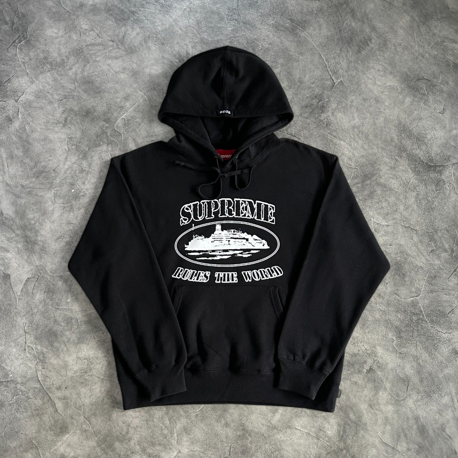 Corteiz Supreme Rules The World Hoodie Black