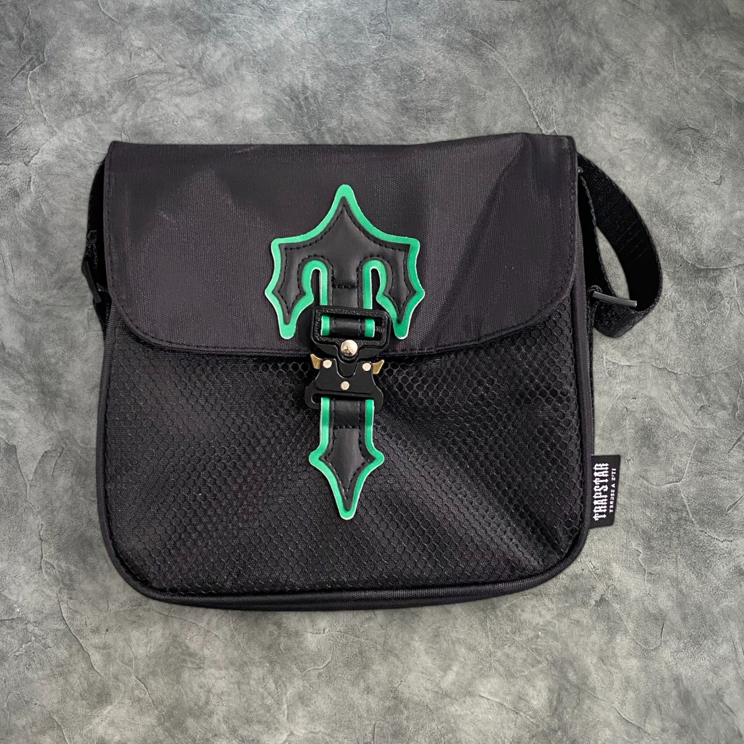 Trapstar Irongate Cross Body T Bag Black/Green